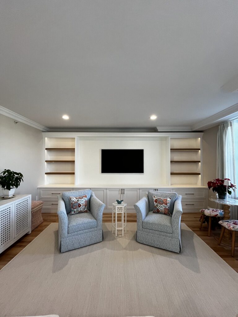 Essex & Sussex condo living room built-ins